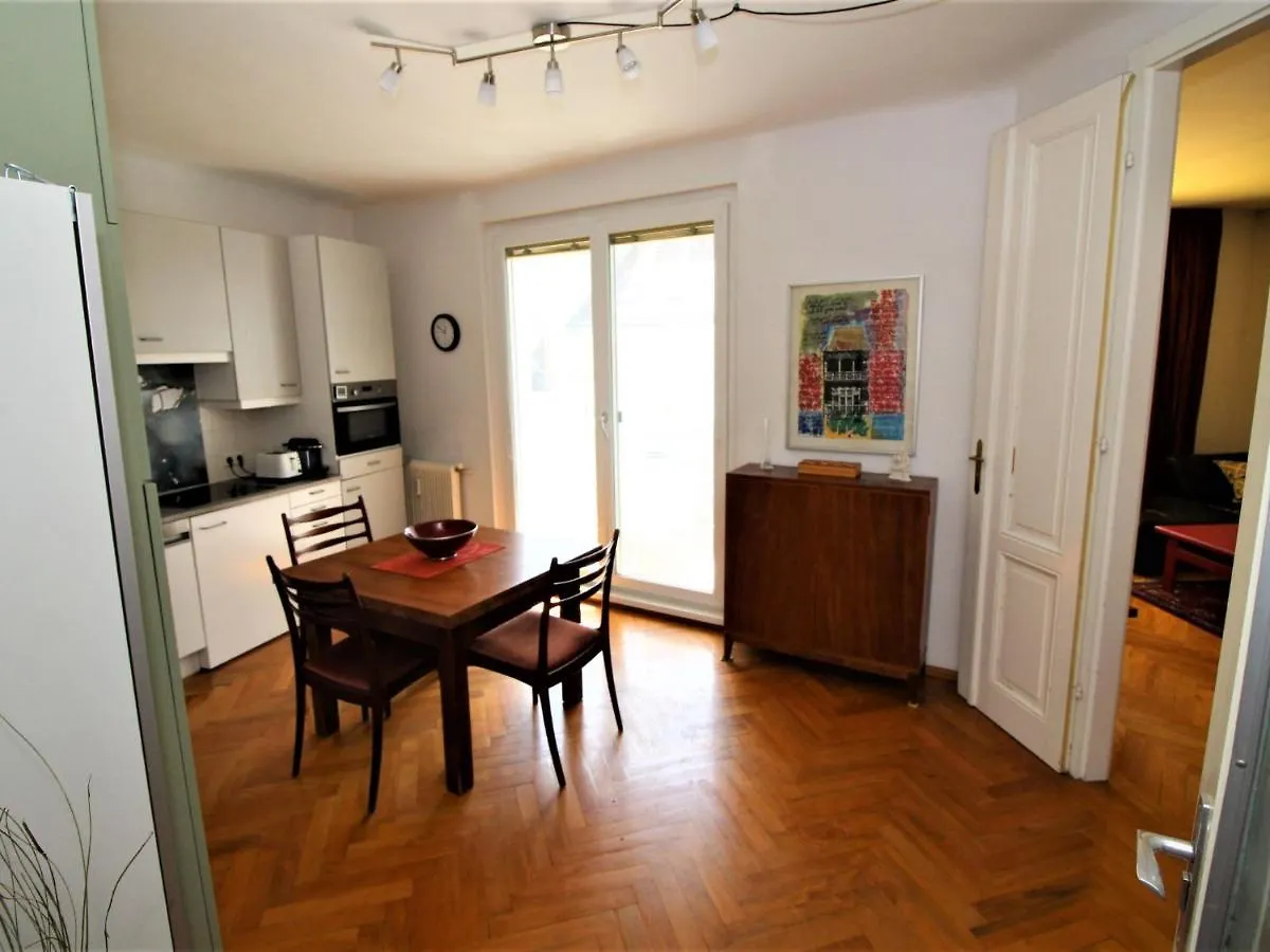 Apartment Opera By Interhome Vienne