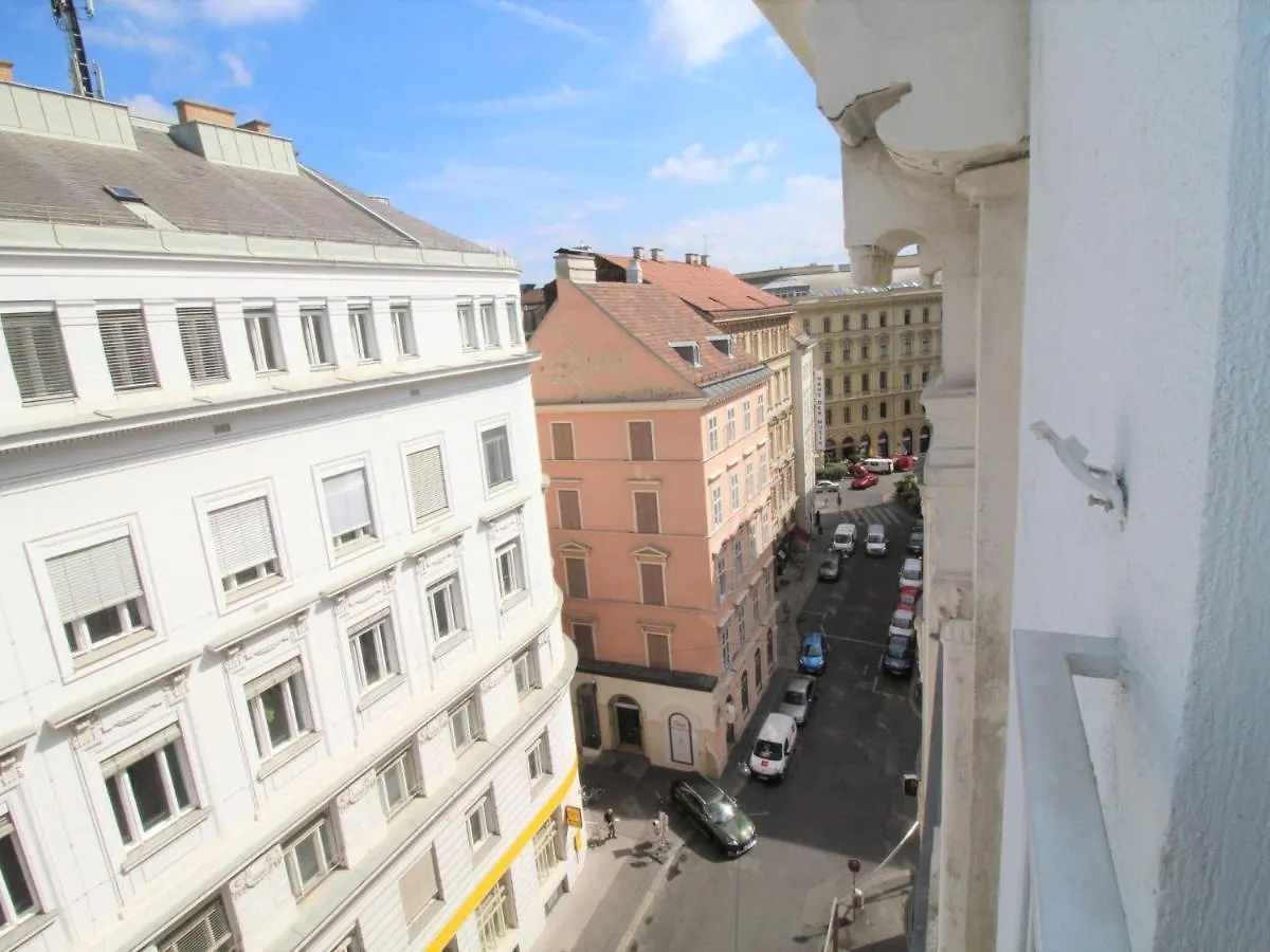 Apartment Opera By Interhome Vienne Autriche